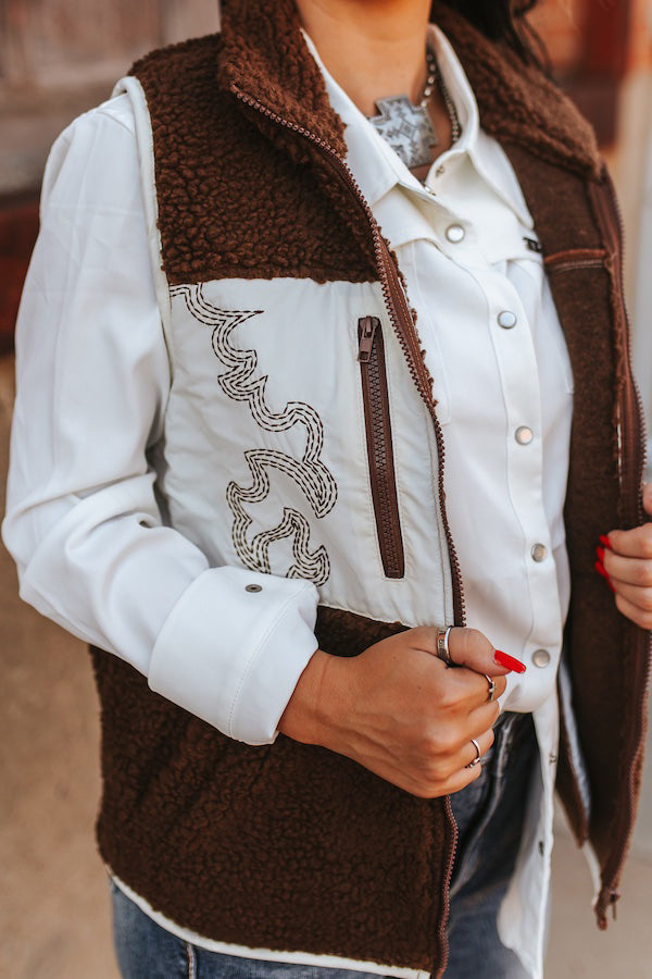 Women's Boot Stitch Embroider Sherpa Vest