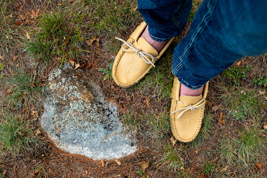 Men's Fringed Moose Hide Leather Earthing Moccasins